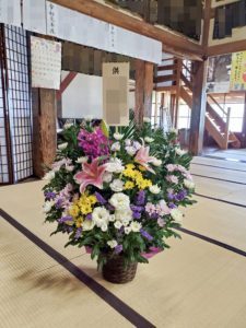 【事例紹介】故人を偲ぶお供えのお花