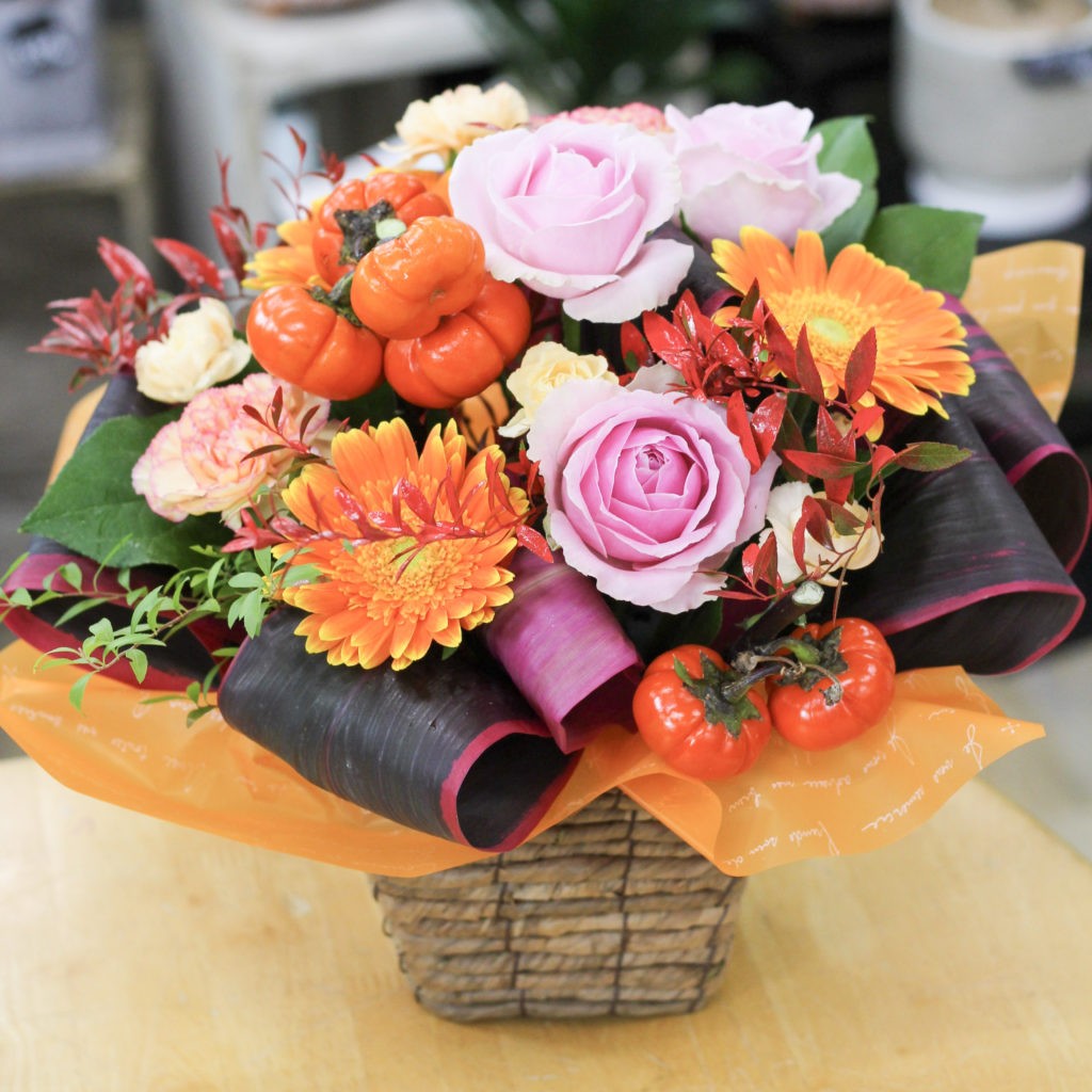 長野の花屋 ヌボー生花店 事例紹介 今日の花贈り 9 26 歳の女性へ贈る誕生日のアレンジメント